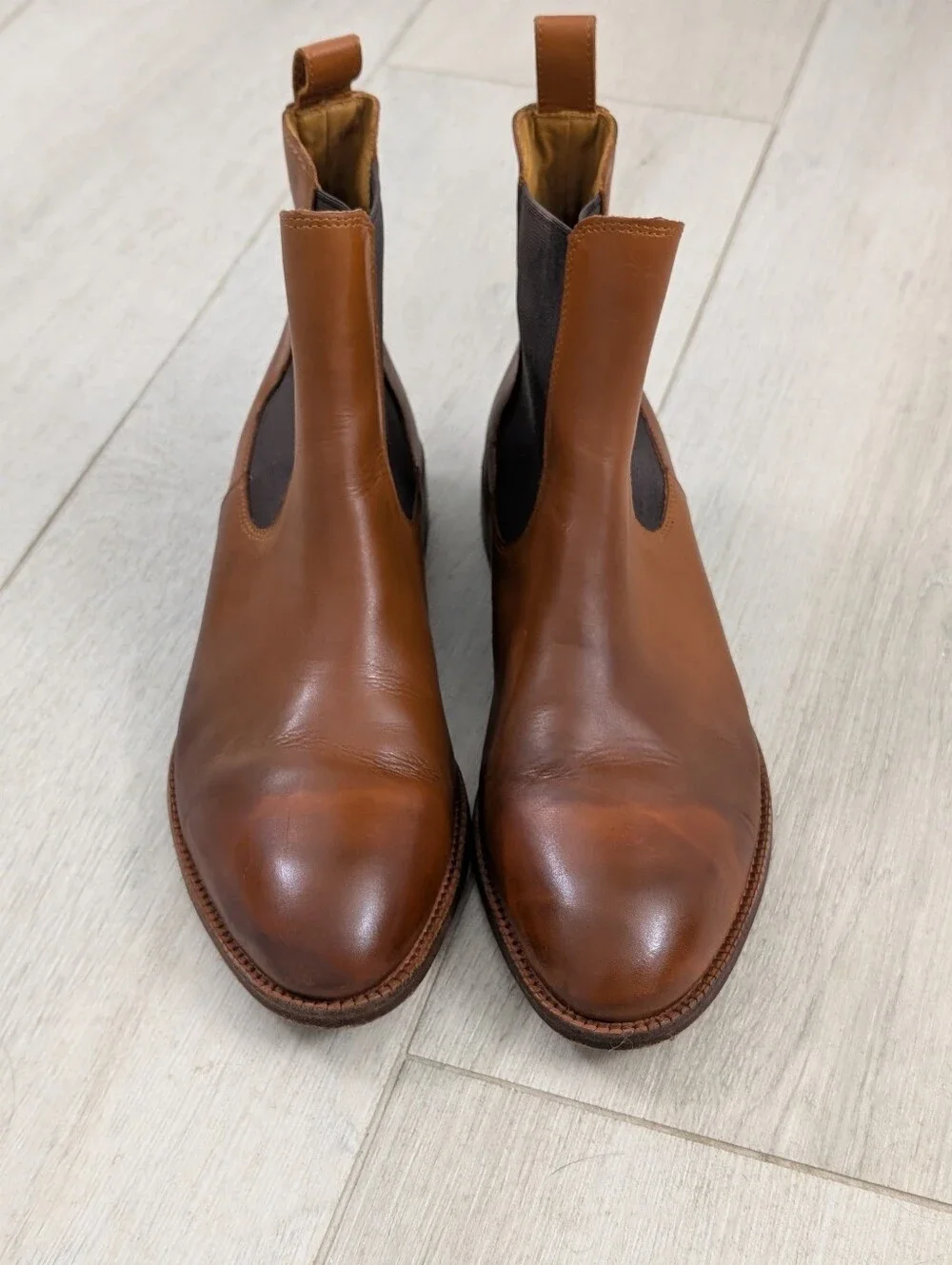 Quince Men's Brown Leather Chelsea Boots 8.5
